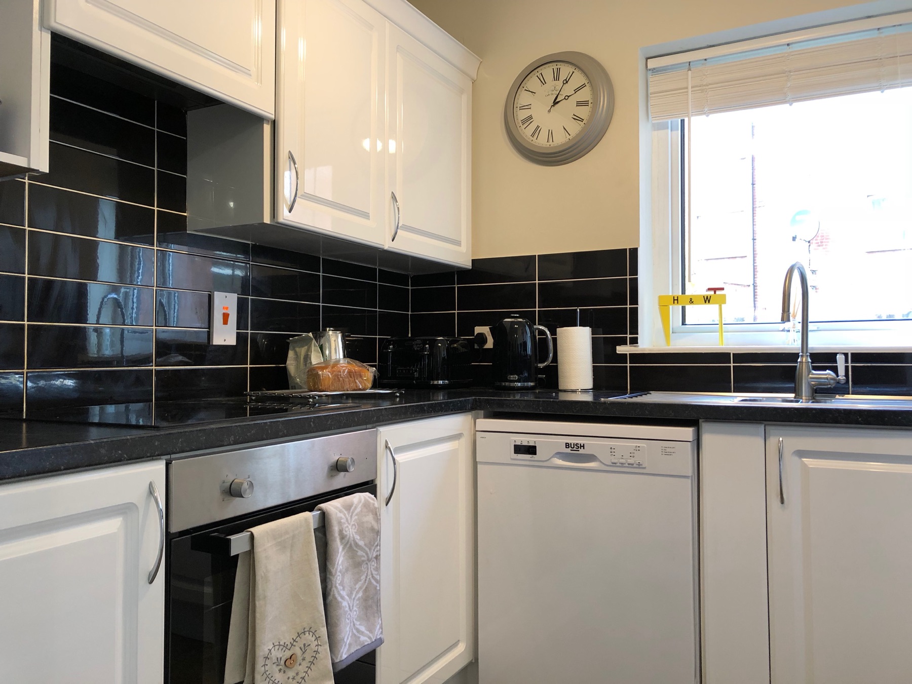 Fully equipped kitchen